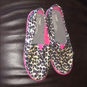 Leopard toms